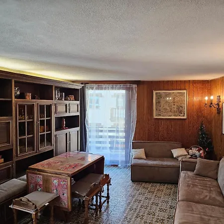 3 Bedrooms In The Heart Of Cervinia 아파트 *