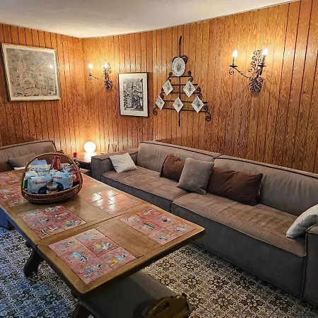 3 Bedrooms In The Heart Of Cervinia 아파트 *