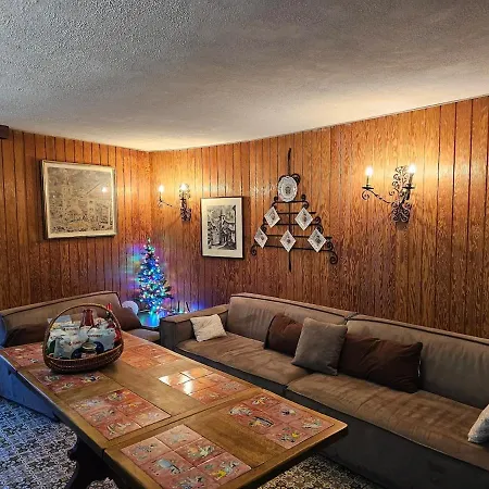 아파트 3 Bedrooms In The Heart Of Cervinia 브루일서비니아